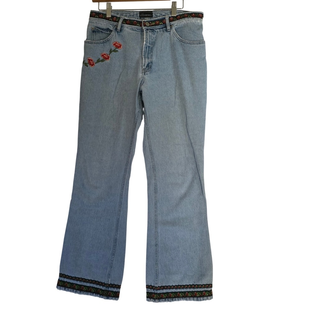 No Boundaries Floral Embroidered Jeans 11 Y2K Rose Trim Denim Boho Cottagecore